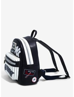 LOUNGFLY Loungefly MLB NY Yankees Patches Mini Backpack -transcendentactive shop 18257319 av2
