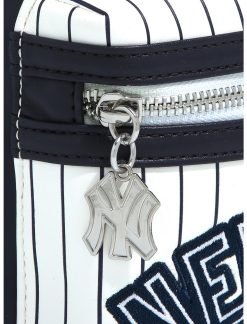 LOUNGFLY Loungefly MLB NY Yankees Patches Mini Backpack -transcendentactive shop 18257319 av4