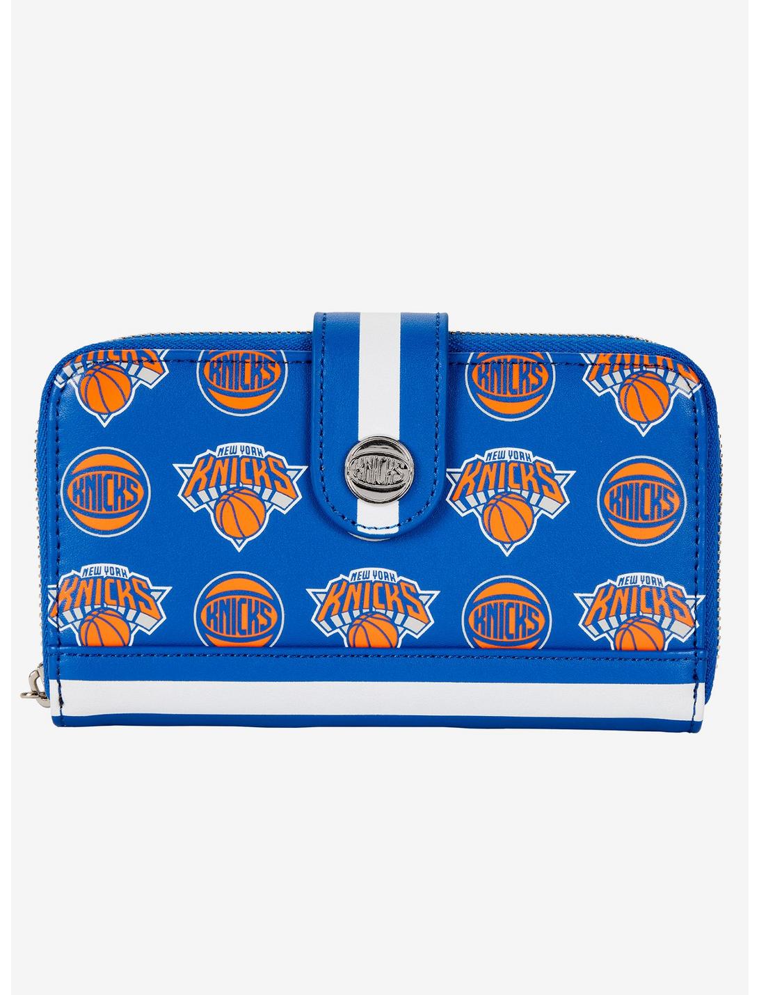 Loungefly NBA New York Knicks Logo Zipper Wallet LNGEFLY Loungefly NBA New York Knicks Logo Zipper Wallet -transcendentactive shop 18420023 hi