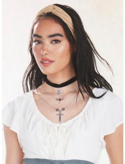 HUNIVERS Her Universe Outlander Layered Necklace Set