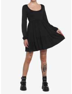 HUNIVERS Black Tiered Long-Sleeve Dress -transcendentactive shop 18780418 av1