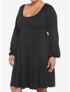 HUNIVERS Black Tiered Long-Sleeve Dress Plus Size