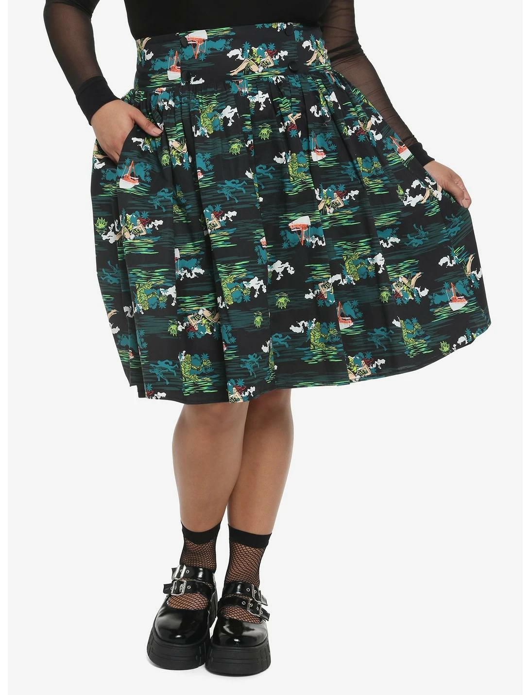 HUNIVERS Universal Monsters Creature From The Black Lagoon Allover Print Skirt Plus Size 3 HUNIVERS Universal Monsters Creature From The Black Lagoon Allover Print Skirt Plus Size