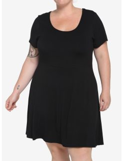 HUNIVERS Black Skater Dress Plus Size