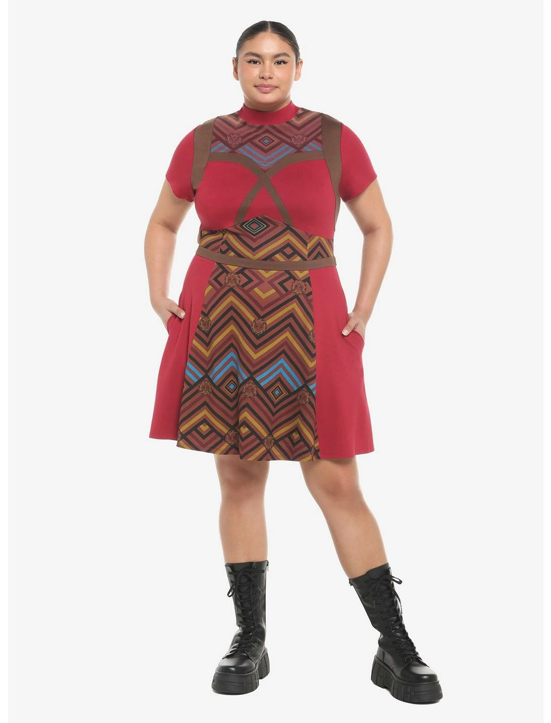 HUNIVERS Her Universe Marvel Black Panther: Wakanda Forever Dora Milaje Dress Plus Size 4 HUNIVERS Her Universe Marvel Black Panther: Wakanda Forever Dora Milaje Dress Plus Size - Image 2