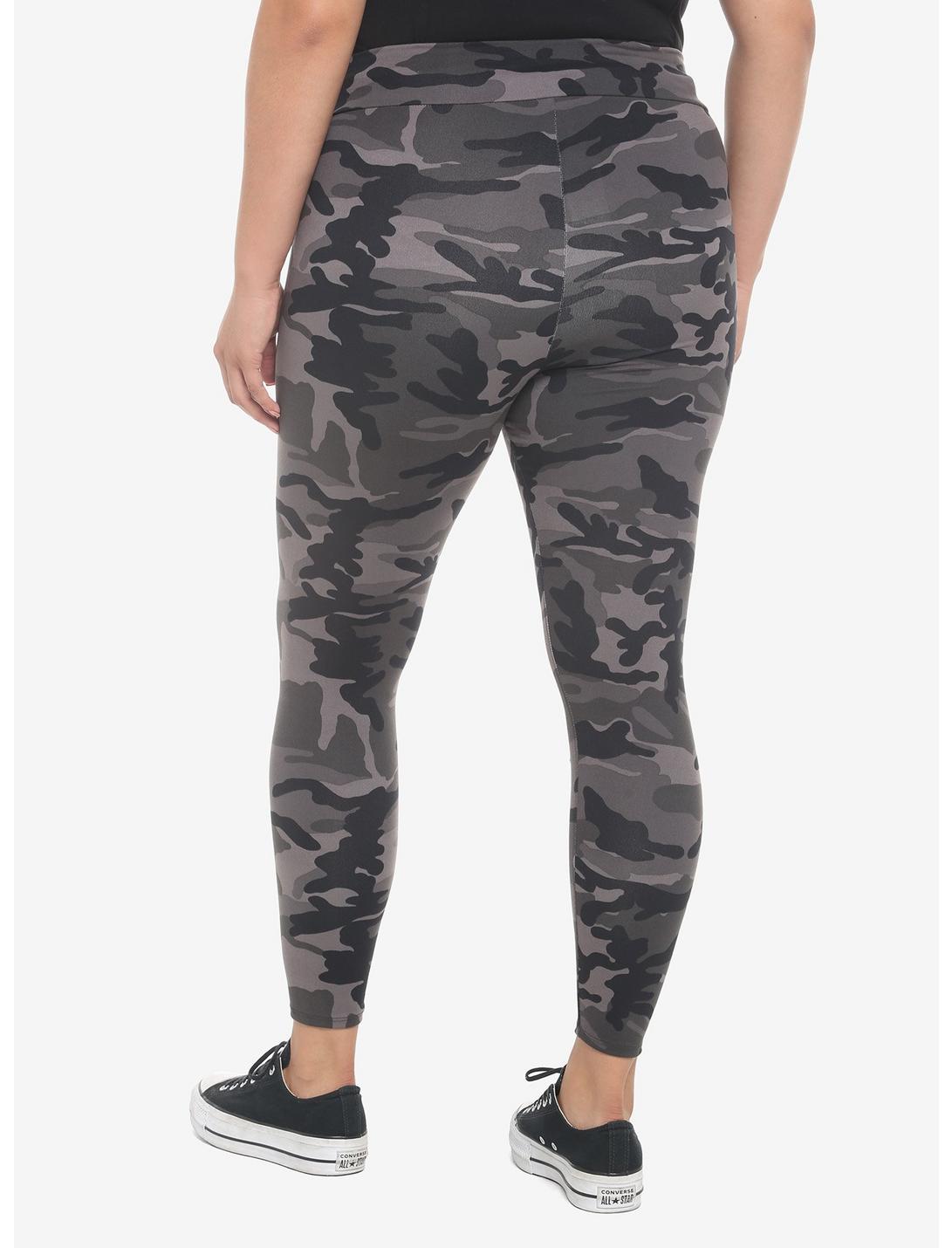 Her Universe Dark Camouflage Leggings Plus Size HUNIVERS Her Universe Dark Camouflage Leggings Plus Size -transcendentactive shop 19167960 av1