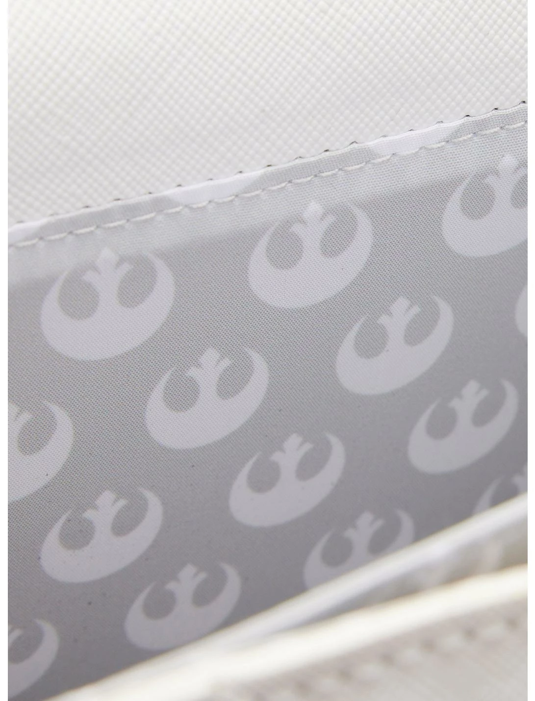 LOUNGFLY Loungefly Star Wars Princess Leia Cosplay Crossbody Bag 5 LOUNGFLY Loungefly Star Wars Princess Leia Cosplay Crossbody Bag - Image 3