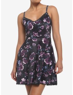 HUNIVERS Dark Rose Velvet Cami Dress