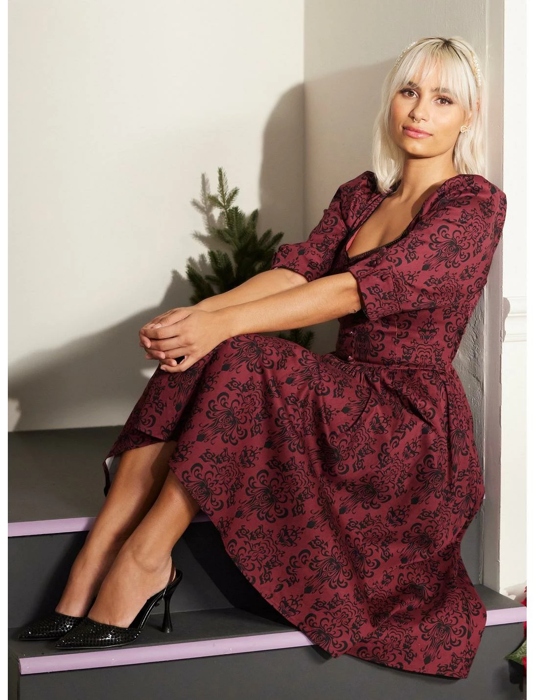 HUNIVERS Her Universe Disney The Haunted Mansion Retro Dress 3 HUNIVERS Her Universe Disney The Haunted Mansion Retro Dress