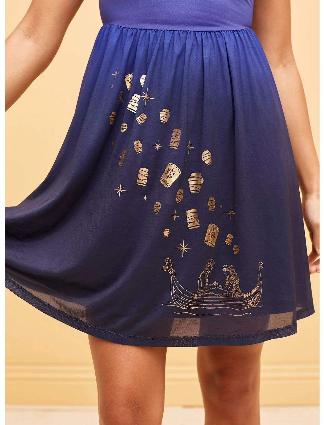 HUNIVERS Her Universe Disney Tangled Lantern Ombre Mesh Dress 6 HUNIVERS Her Universe Disney Tangled Lantern Ombre Mesh Dress - Image 4