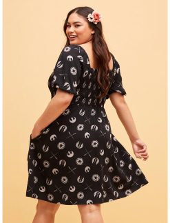 HUNIVERS Her Universe Star Wars Icons Smocked Dress Plus Size -transcendentactive shop 19829265 av2